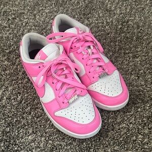Women's Pink Nike dunks